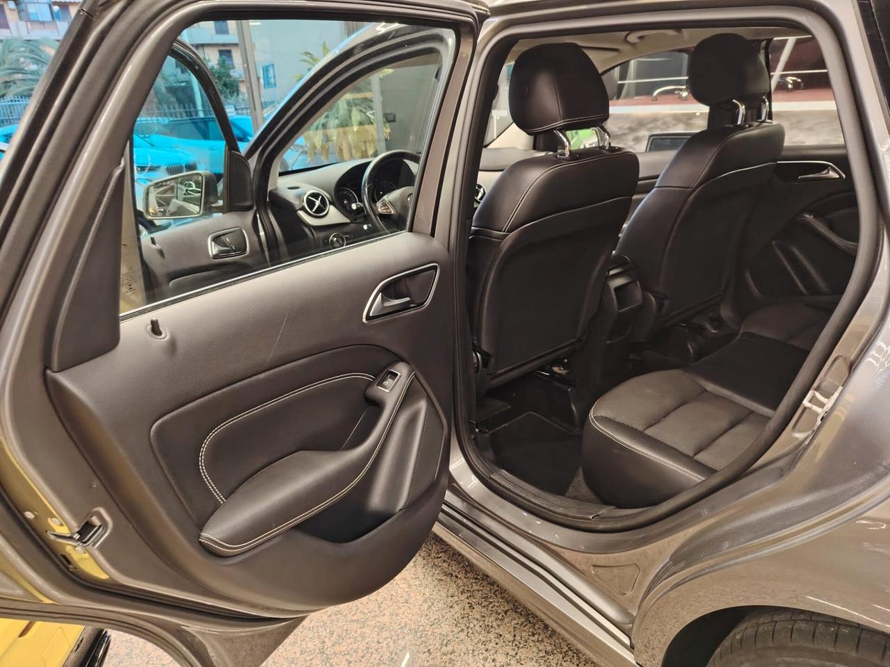 Mercedes-benz B 200 d Automatic