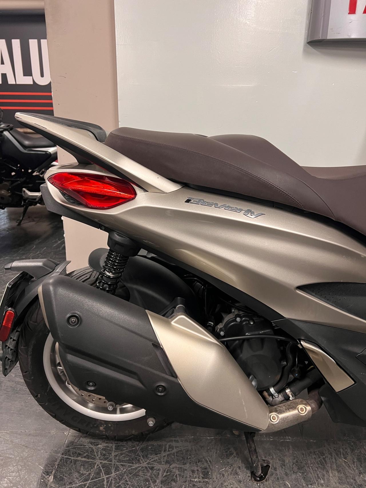 Piaggio Beverly 400 HPE