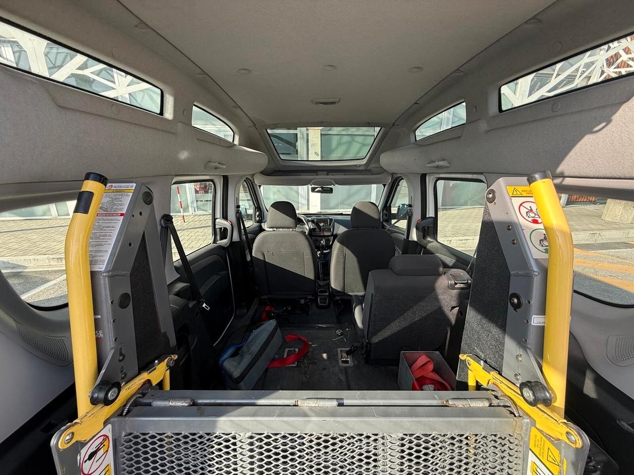 Fiat Doblo Doblò con pedana per disabili