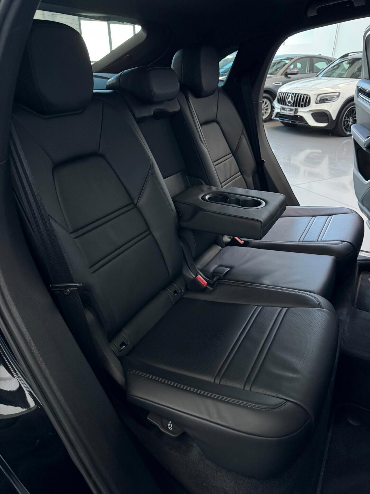 Porsche Cayenne coupè E-Hybrid 3.0cc 340cv Tetto panoramico Iva Esposta