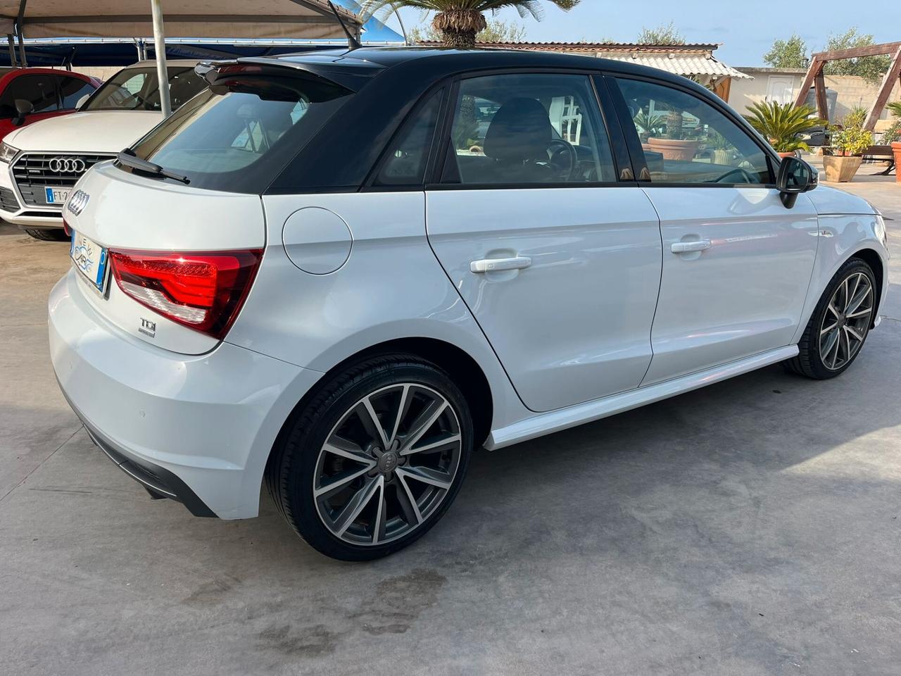 Audi A1 1,4 TDI S-LINE