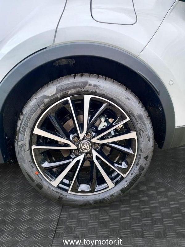 Toyota C-HR (2023-) 1.8 HV Lounge
