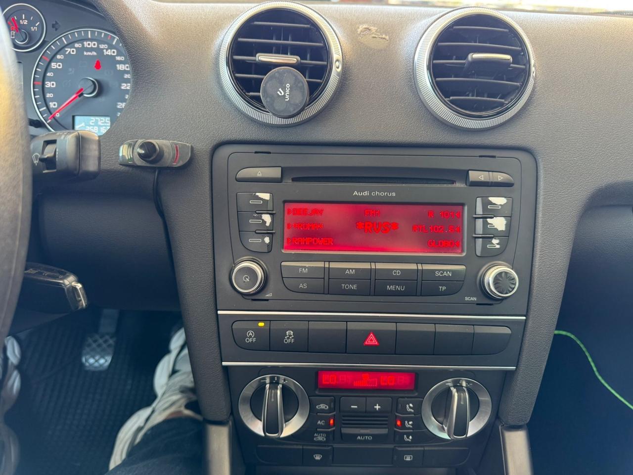 Audi A3 1.6 TDI 105 CV CR Ambiente