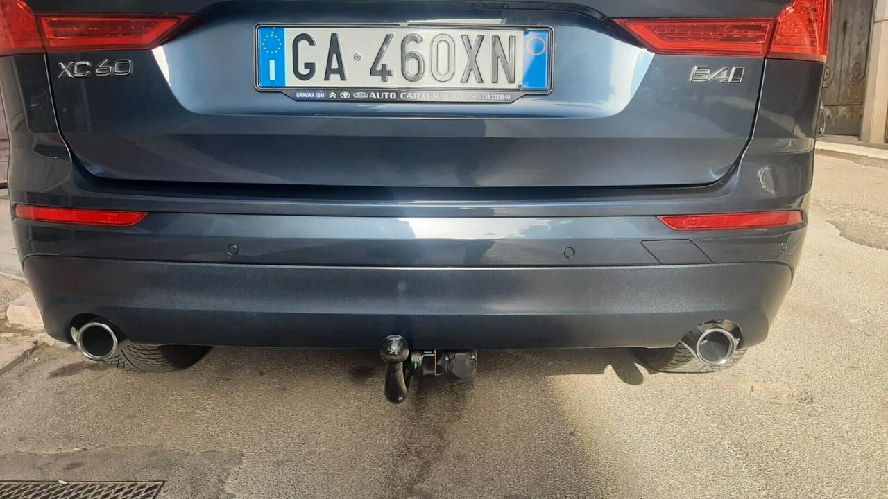 Volvo XC60 2.0 B4 **PARI AL NUOVO