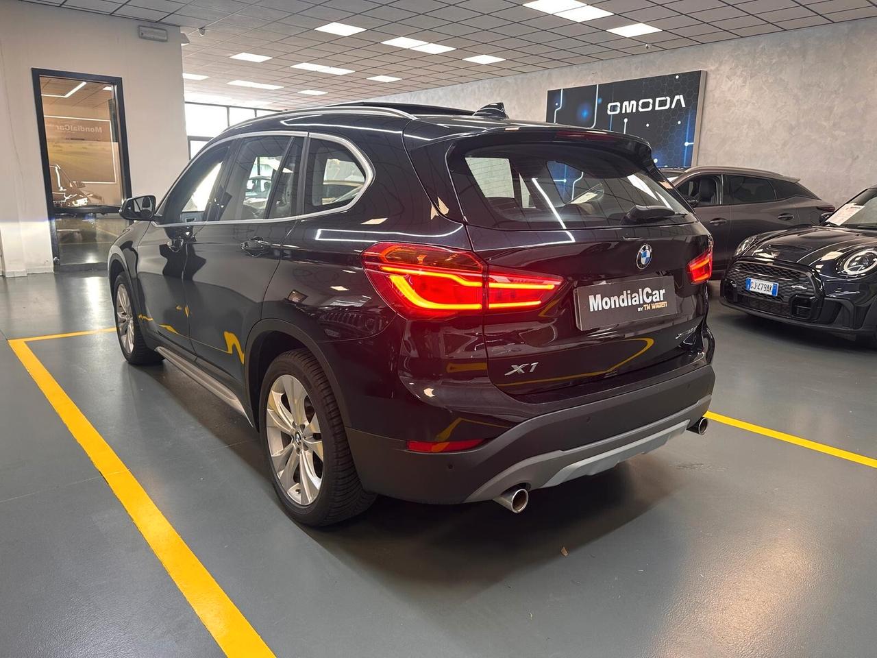 BMW X1 sdrive20d xLine auto * IVA ESPOSTA *