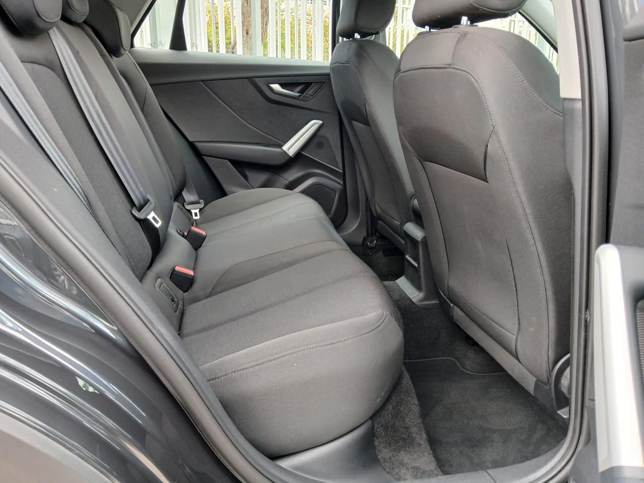 Audi Q2 30 TFSI Business