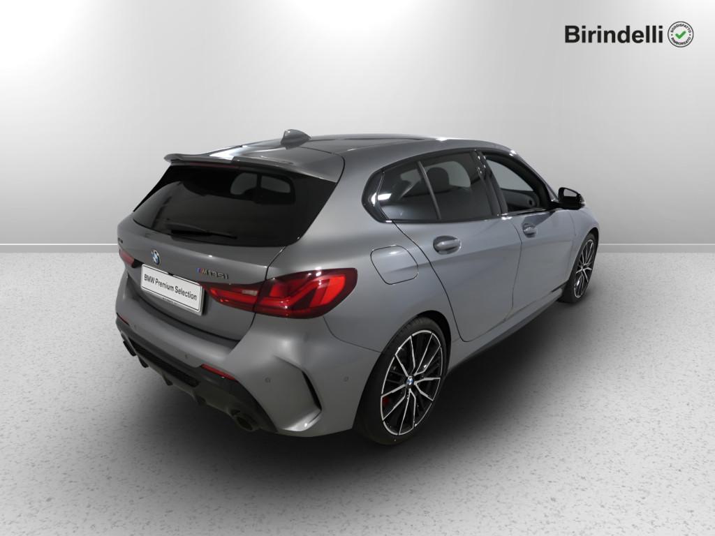 BMW Serie 1 (F40) - M 135i xDrive