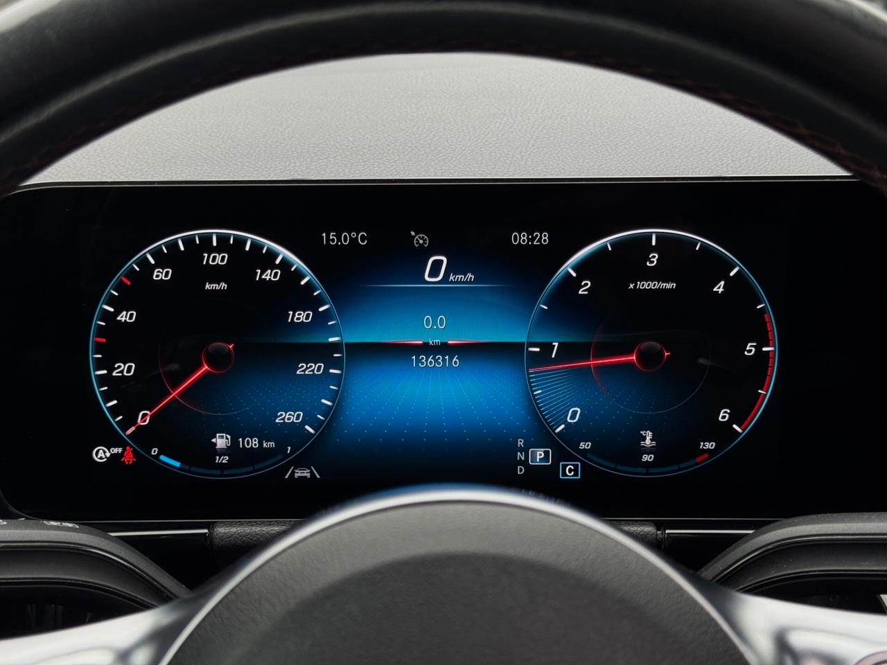 Mercedes-Benz GLA 200 d Premium AMG TETTO