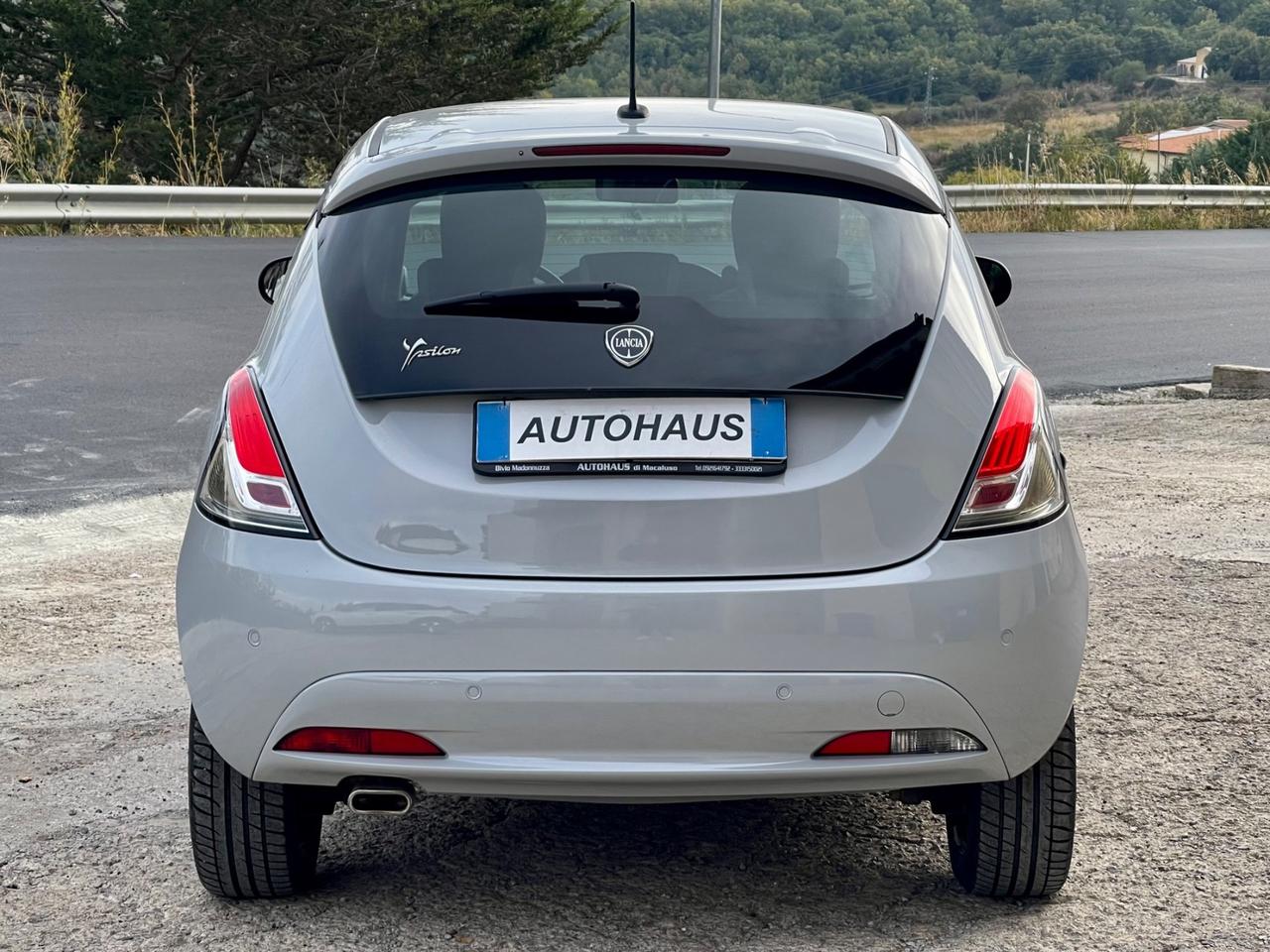 Lancia Ypsilon 1.2 69 CV 5 porte Mya