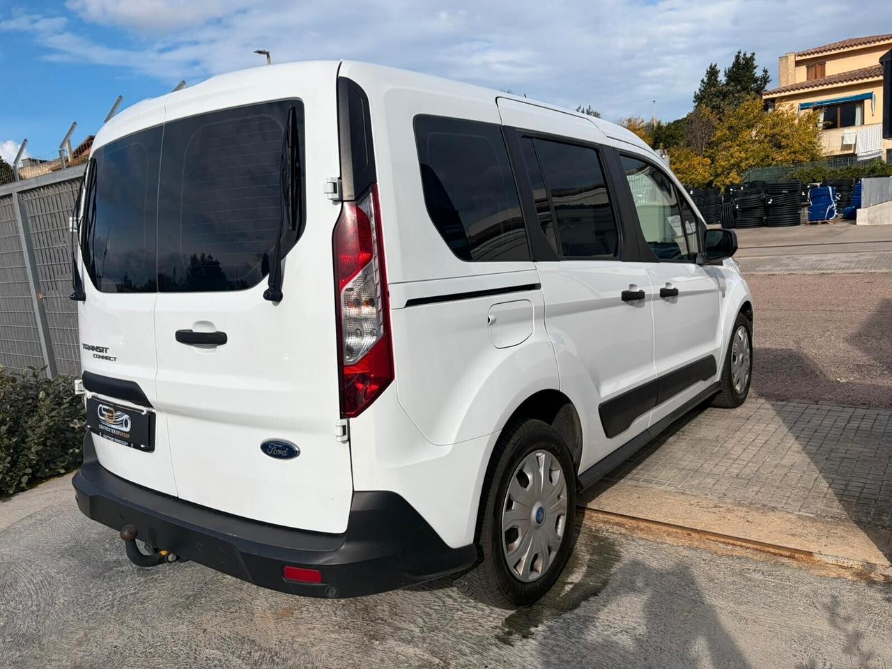 FORD TRANSIT CONNECT - FINANZIABILE