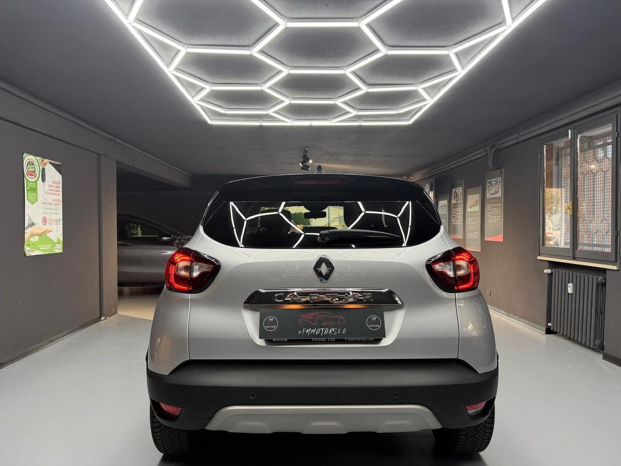 Renault Captur dCi 8V 90 CV EDC Sport Edition