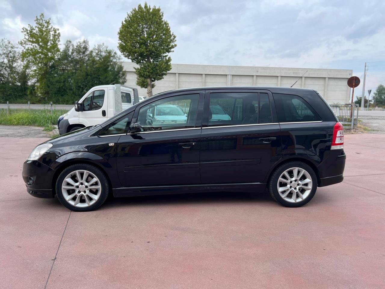 Opel Zafira 1.9 CDTI 120CV Cosmo