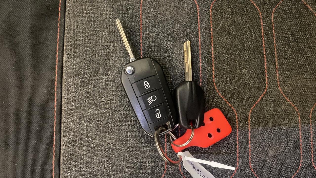 Citroen C3 1.2 benzina Shine NEOPATENTATI 2019