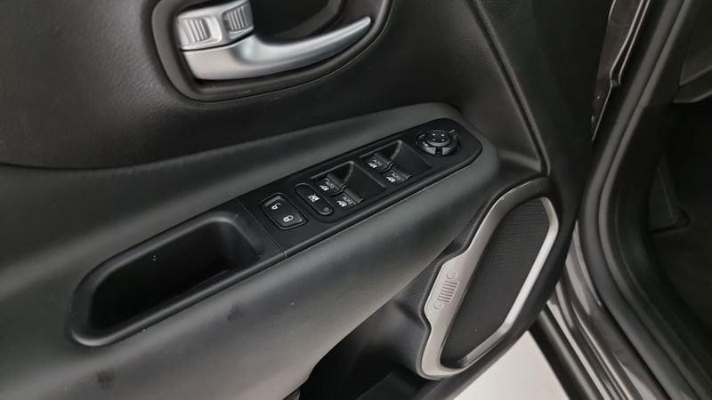 Jeep Renegade 1.3 T4 DDCT Limited