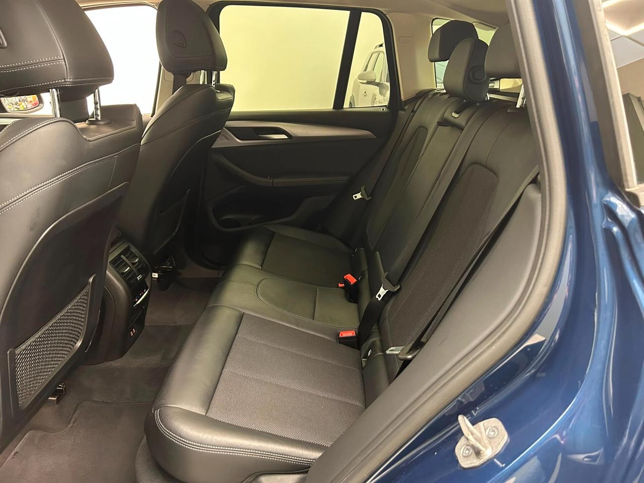Bmw X3 xDrive20d 48V Business Advantage