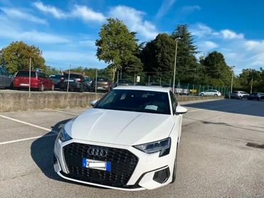 Audi A3 SPB 30 g-tron S tronic Business