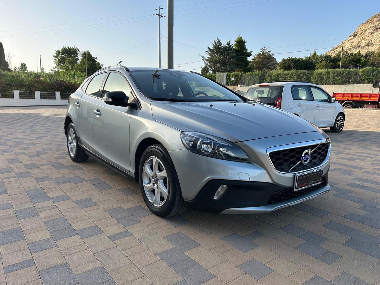 Volvo V40 Cross Country D2 1.6 Momentum