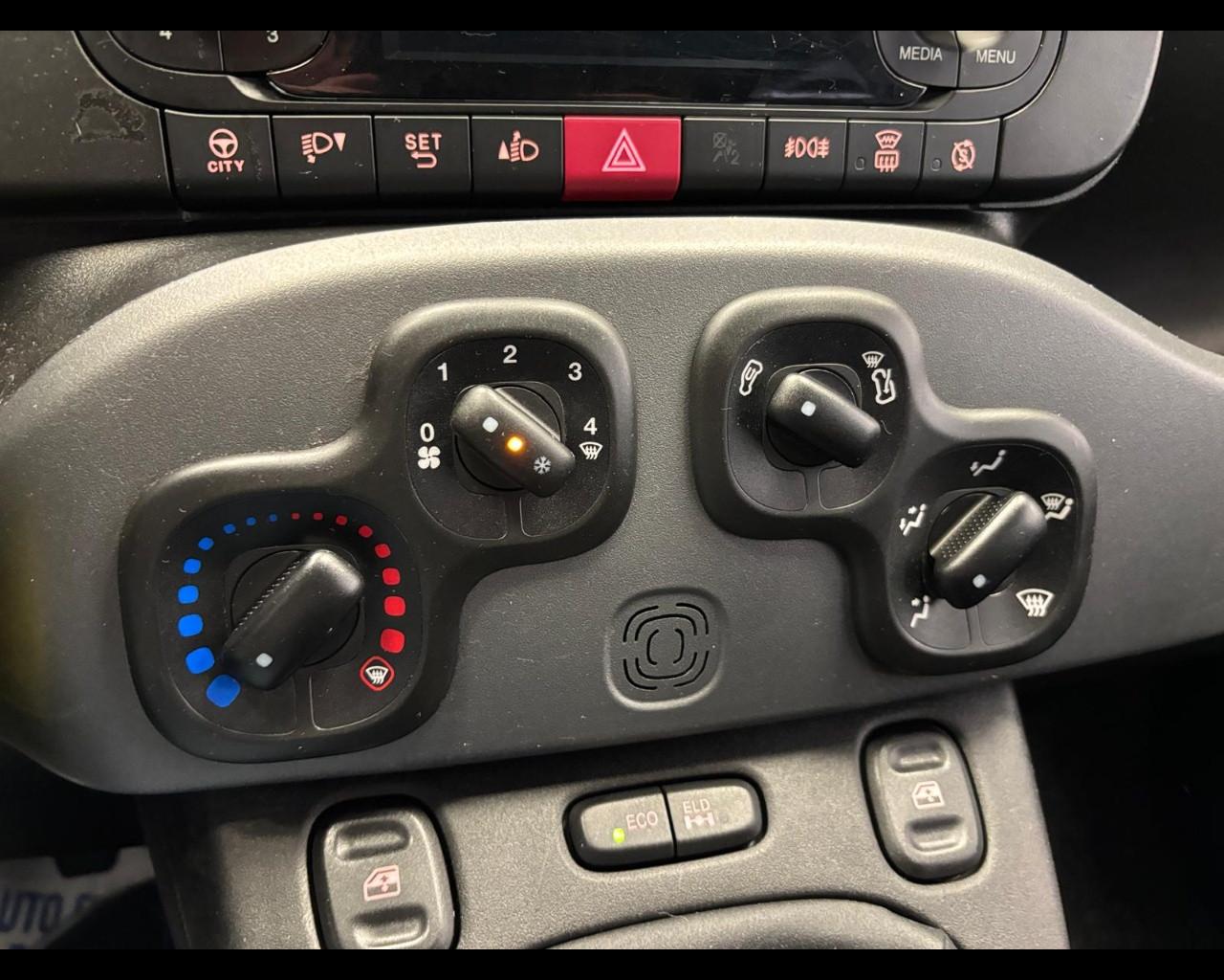 FIAT Panda III 2021 4x4 Cross - Panda 0.9 t.air t. Cross 4x4 s&s