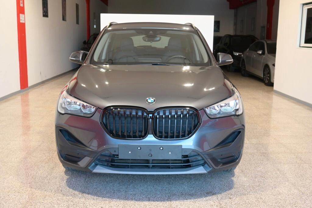 BMW X1 16D 115CV 6M. S-DRIVE BUSINESS ADVANTAGE ( CRUISE - PELLE - NAVI - PARK ASSISTANT - TELECAMERA POST. - CERCHI 17 )
