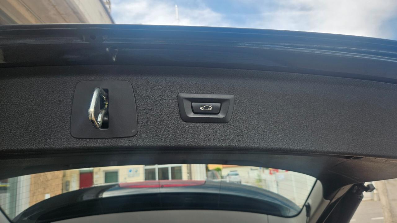 Bmw 218 d Active Tourer Xdrive Sport C.AUTO- NAVY-CRUISE-