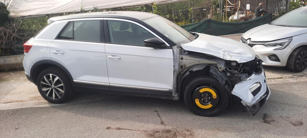 Volkswagen T-Roc cc15 150cv benzina anno 2018