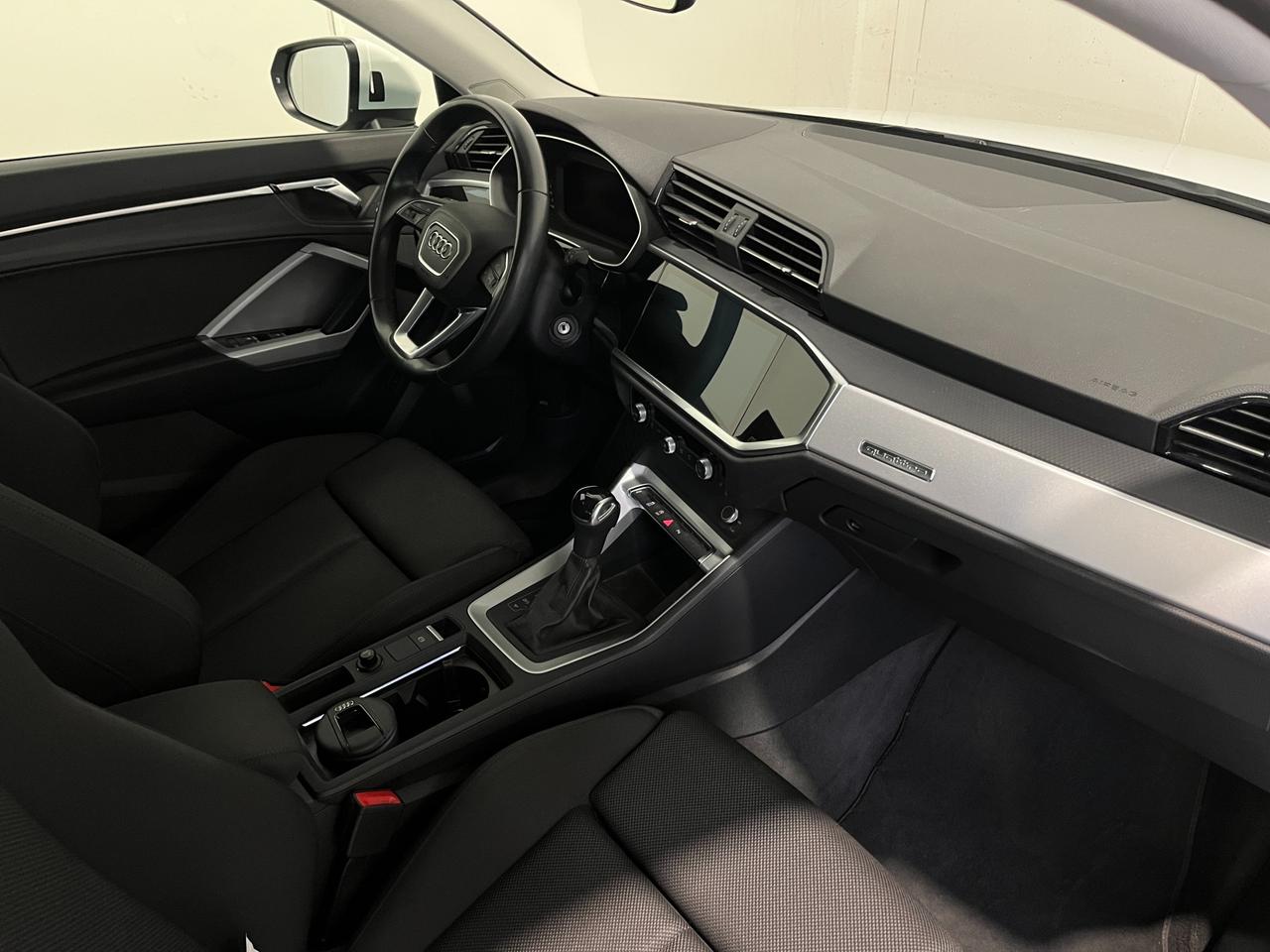 AUDI Q3 35 TDI S-TRONIC QUATTRO S-LINE EDITION