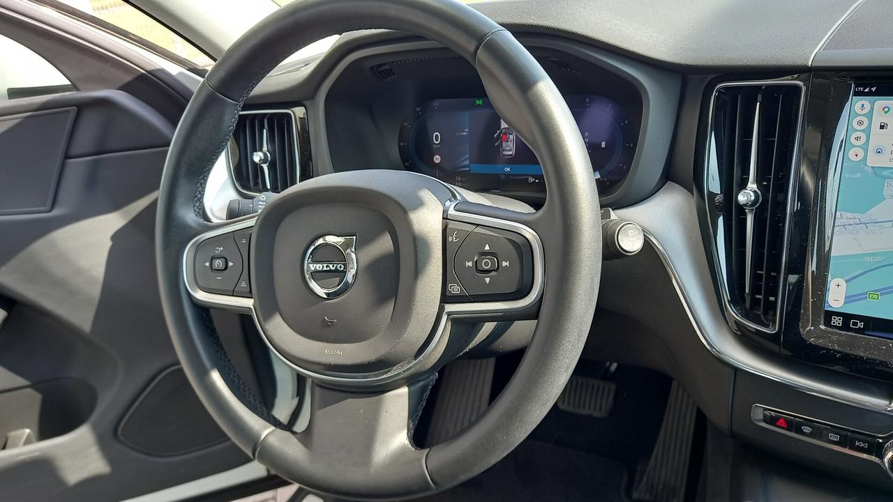 Volvo XC 60 XC60 B4 (d) AWD Geartronic Business