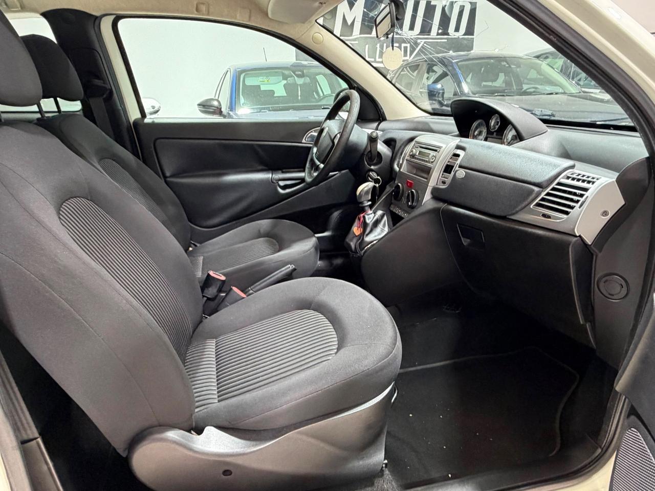 Lancia Ypsilon 1.4 Platino Ecochic GPL