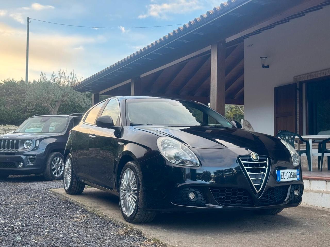 Alfa Romeo Giulietta 1.6 JTDm-2 105 CV Distinctive