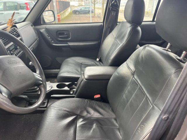 JEEP Cherokee 2.5 TD 5 porte Command-Trac Limited