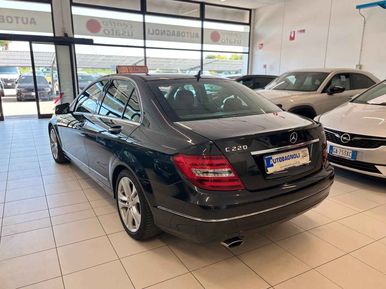 Mercedes-benz C 220 CDI ELEGANCE BlueEFFICIENTY Automatic