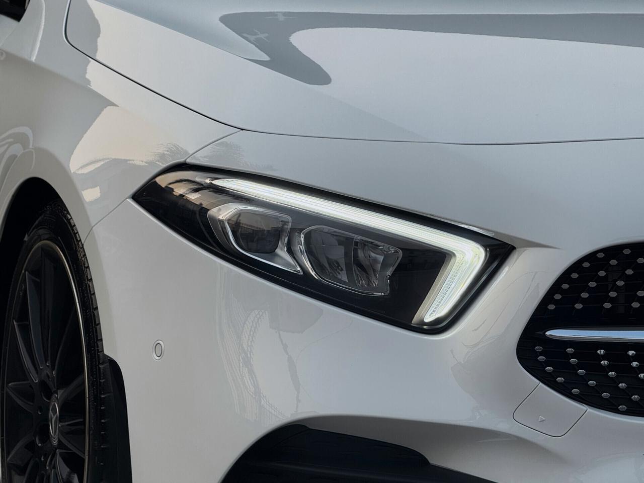 Mercedes-Benz A 180 d Premium AMG TETTO PACK LUCI