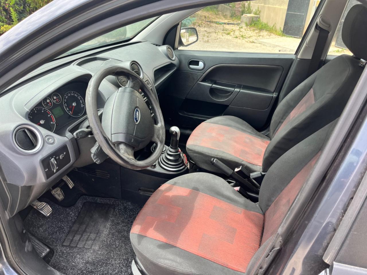 Ford Fiesta 1.4 TDCi 5p. Ghia