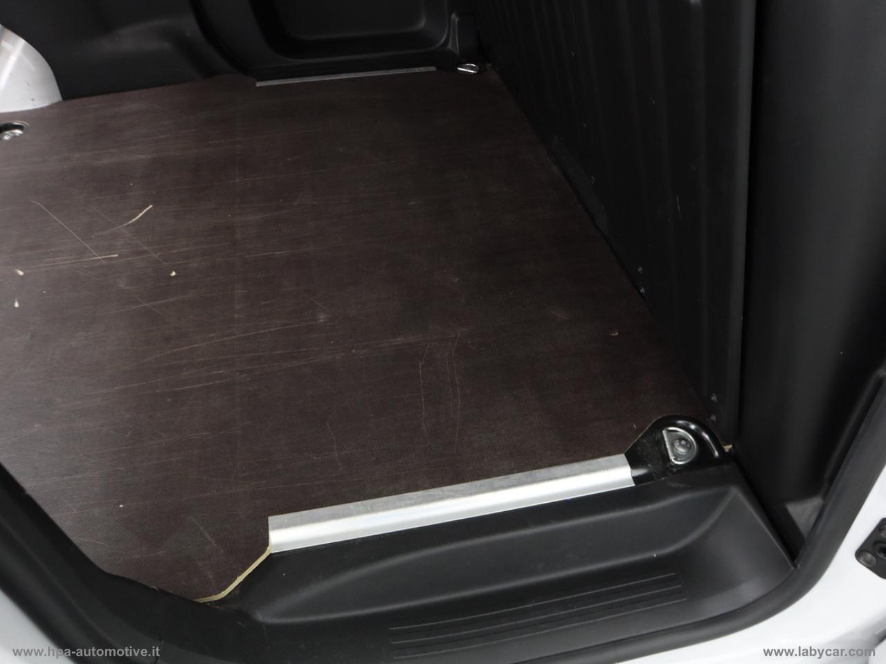 FIAT Doblò 1.5 BlueHdi 130 CV PL 3 POSTI NAVI RETROCAMERA CLIMA