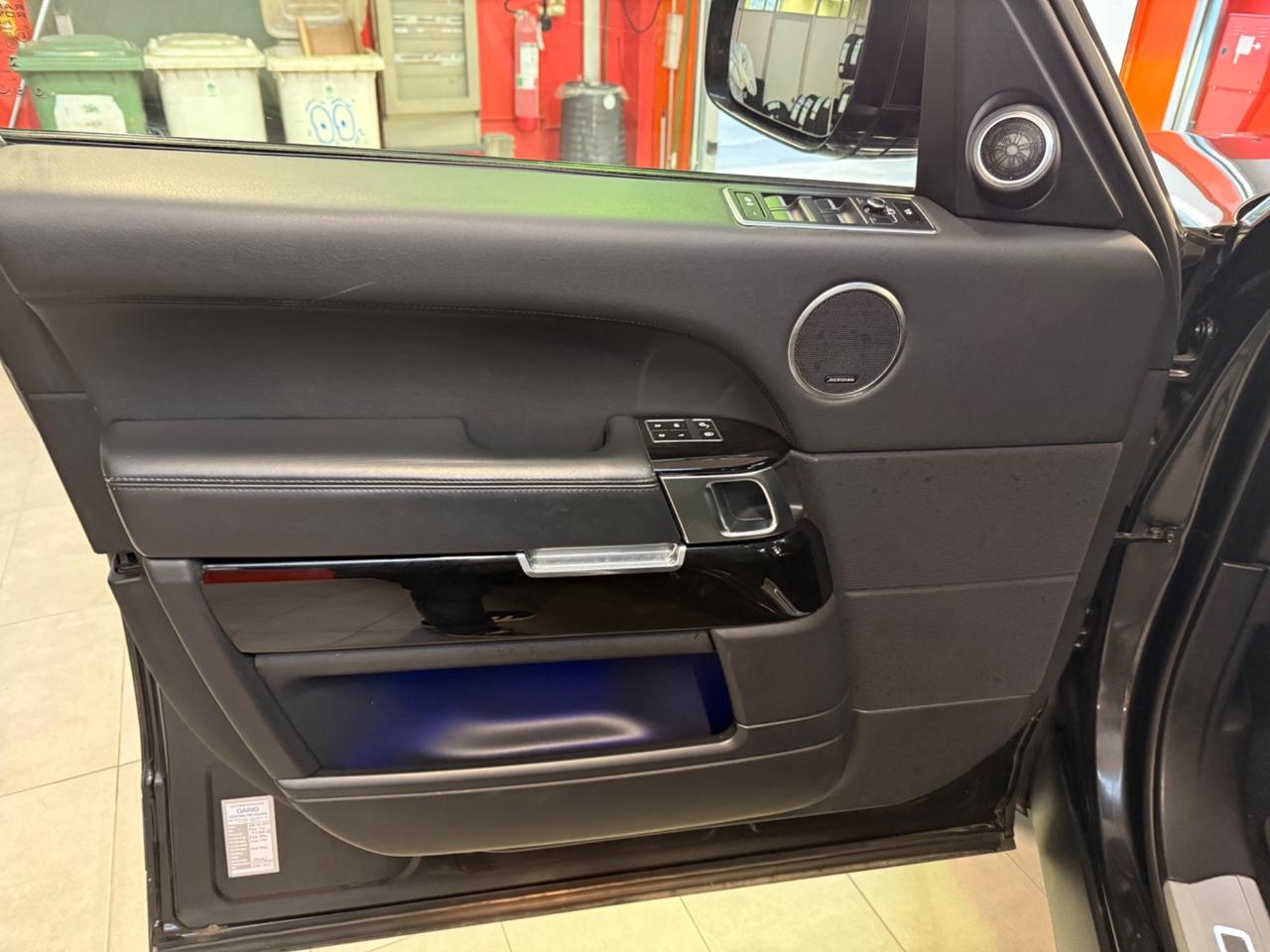 Land Rover Range 3.0 TDV6 Vogue LWB