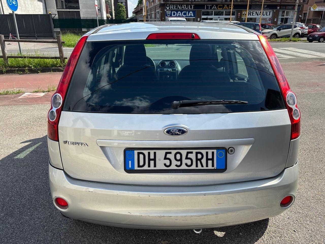 Ford Fiesta 1.2 benzina