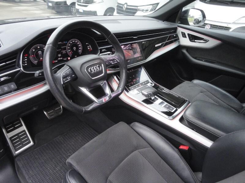 AUDI Q8 Q8 50 TDI 286 CV quattro tiptronic Sport