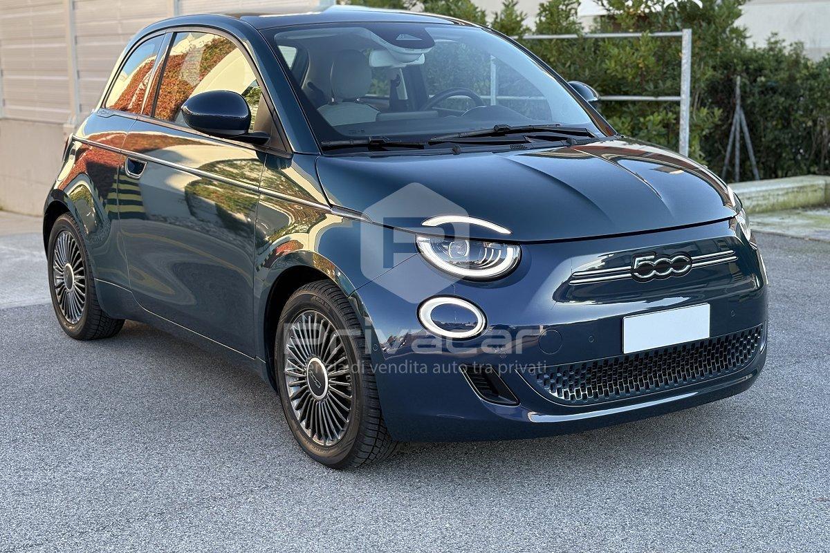 FIAT 500e Berlina 42 kWh Icon