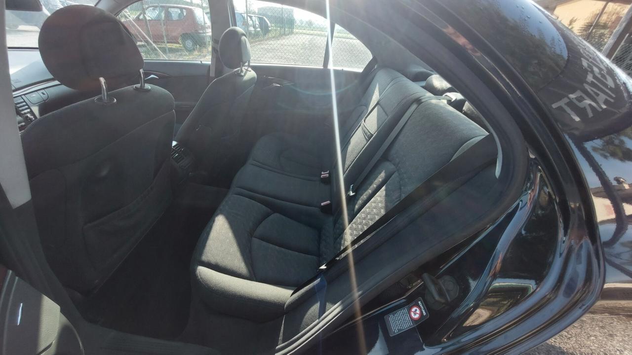 Mercedes-benz E 220 CDI cat Avantgarde