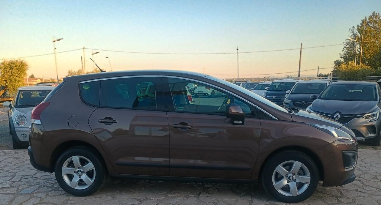 Peugeot 3008 1.6 HDi 115CV Business