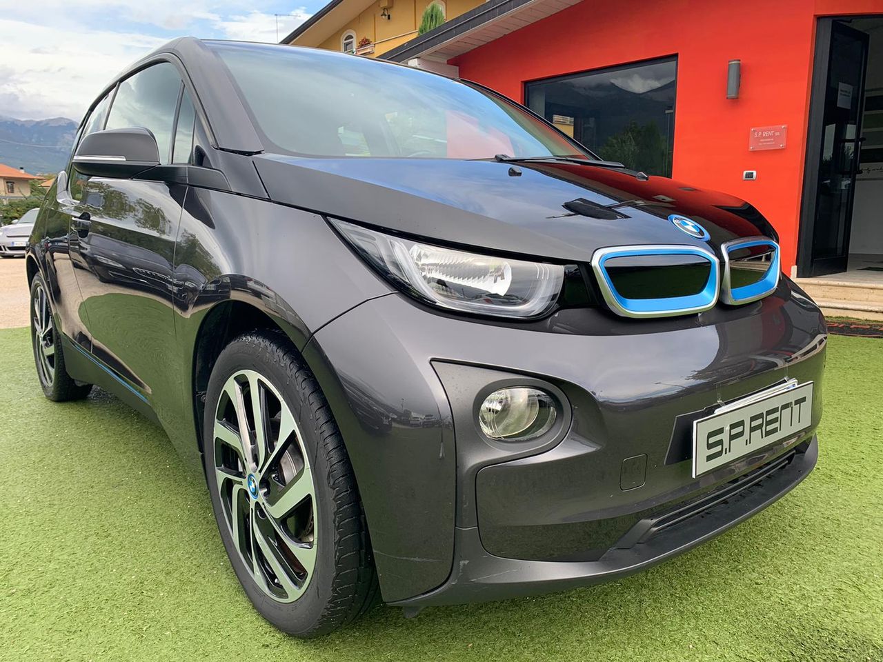 Bmw i3 LED/R19/NAVIGATORE/SEDILI RISCALDATI/ISOFIX