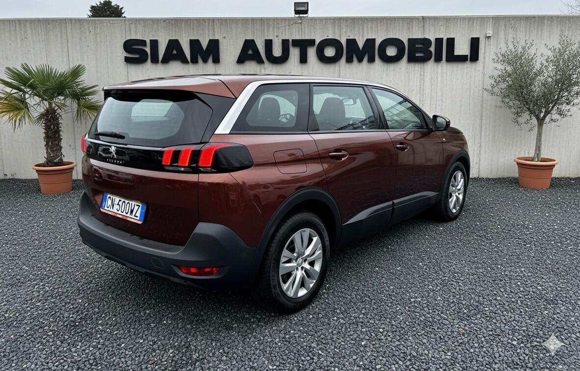 Peugeot 5008 BlueHDi 7 posti automatico
