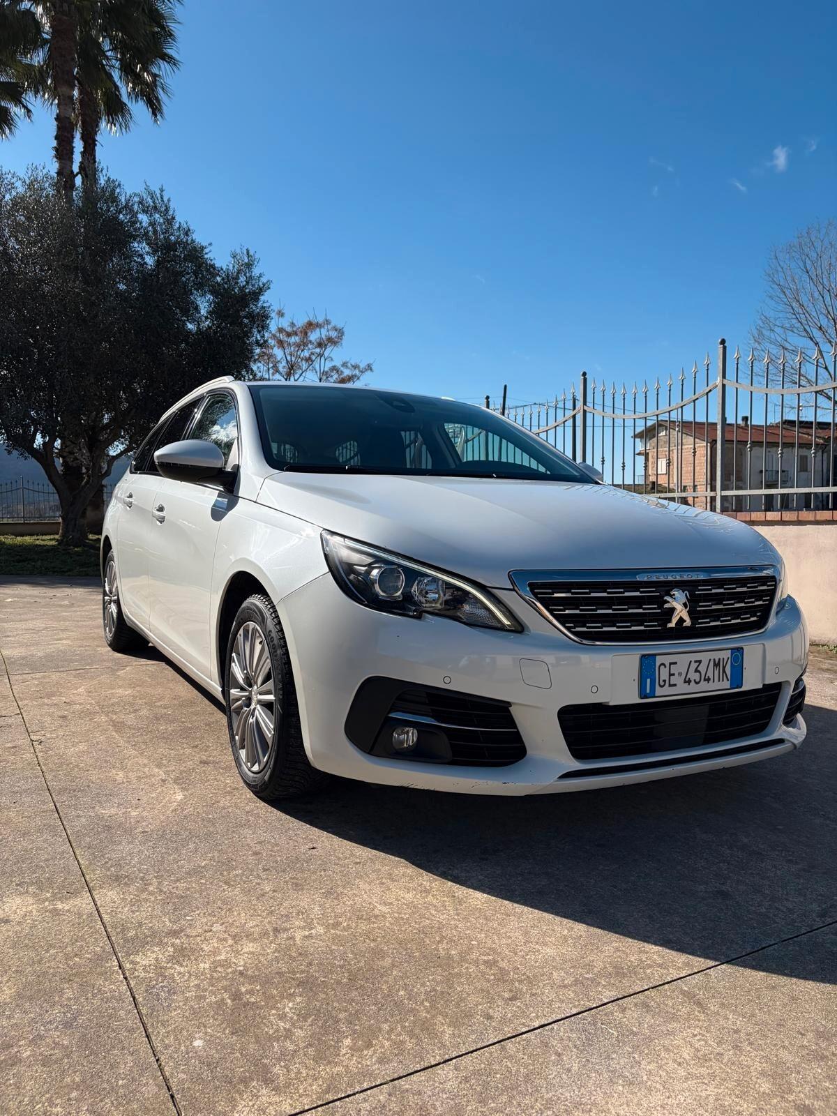 Peugeot 308 BlueHDi 130 S&S SW Allure