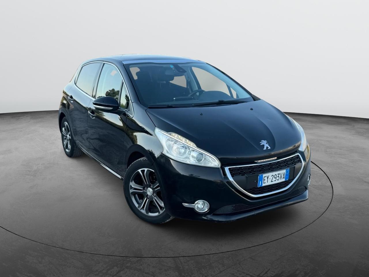 Peugeot 208 PureTech 82 5 porte Allure