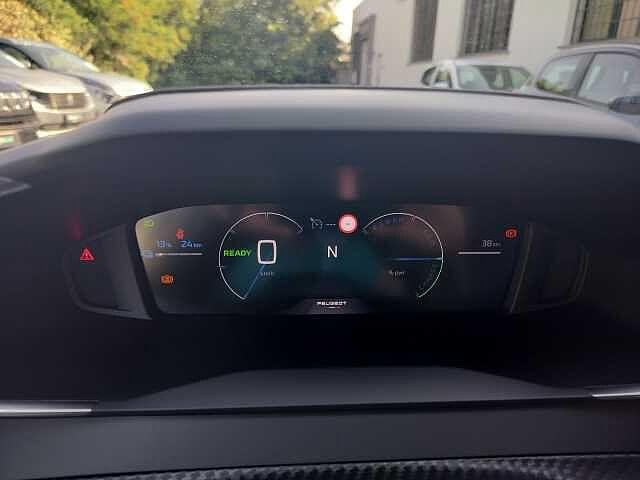 Peugeot 208 motore elettrico 136 CV Allure