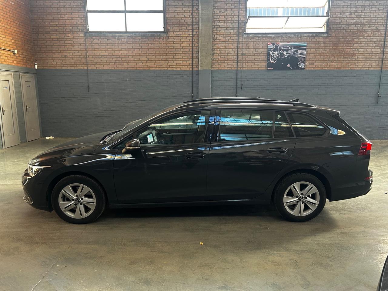Volkswagen Golf Variant 2.0 TDI SCR DSG Life neopatentati