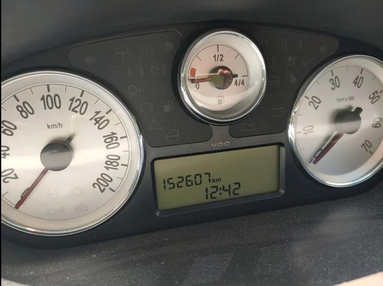 Lancia Ypsilon 1.2 69 CV Argento