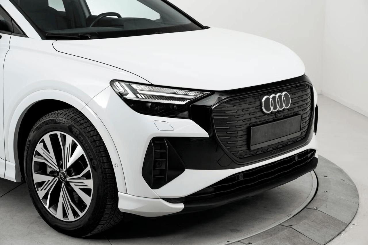 Audi Q4 e-tron 45 quattro Black Edition