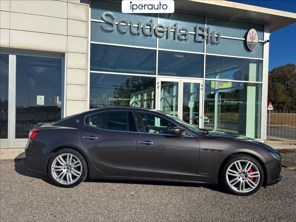 MASERATI Ghibli 3.0 V6 bt Gransport 350cv auto del 2017