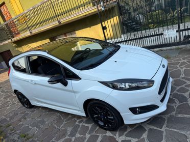 Ford Fiesta 1.4 3 porte Bz.- GPL Black & White Edition